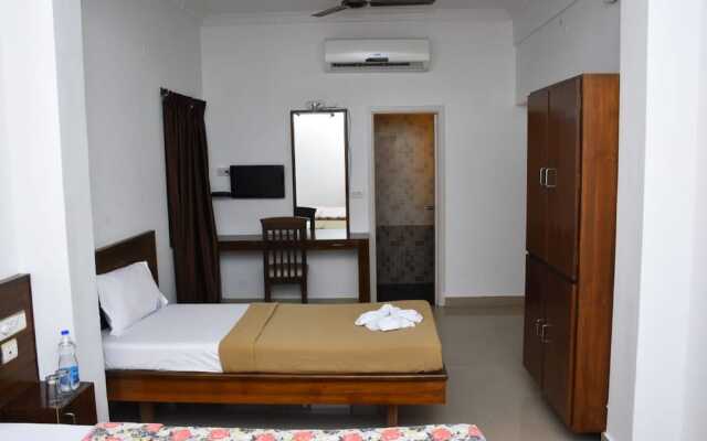 Hotel Palacial Pondi