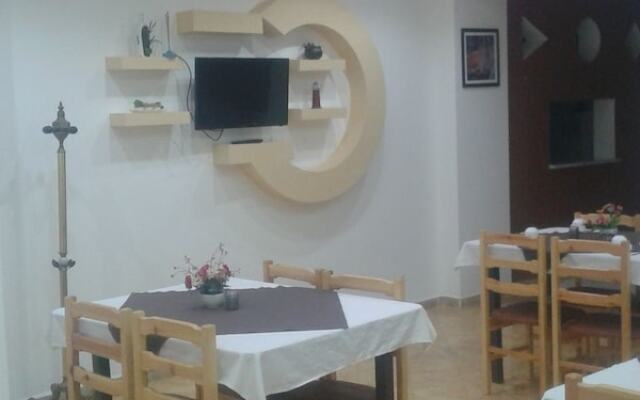 Hotel Remes