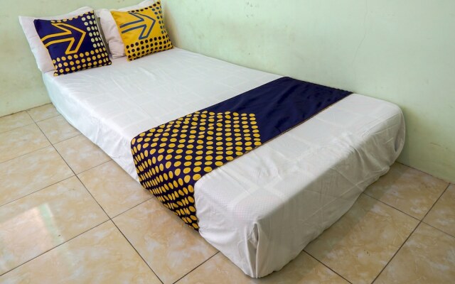 SPOT ON 93210 Griya Kos Kanjeng Mami Syariah