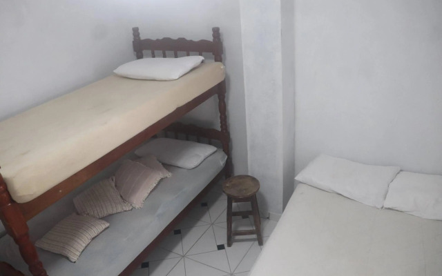 Casa dos Rocha em Ubatuba - Kitnet Preta