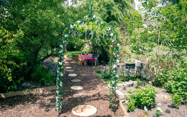 The Wonderland Townhouse - Amazing Alice in Wonderland 8BDR Home