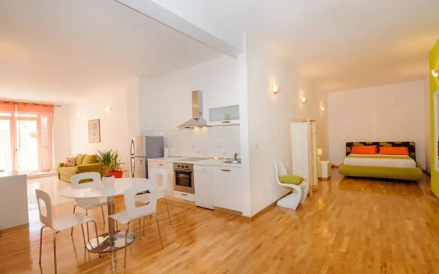 Studio Apartments Renata