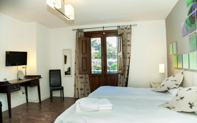 Posada Real Abadia San Martin