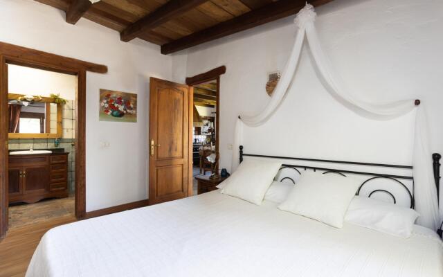 Home2Book Charming Nature Casa Aurora