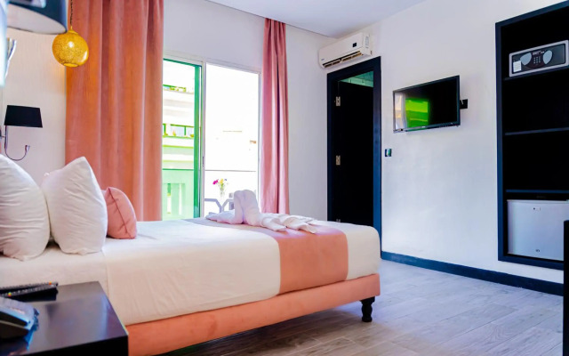 Hotel Les Ambassadeurs