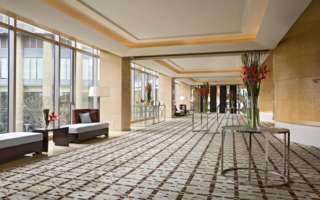 Sheraton Grand Shanghai Pudong Hotel & Residences