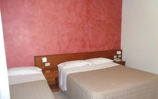 Hotel Millennium