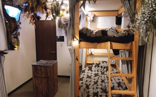 Top Edge Hostel