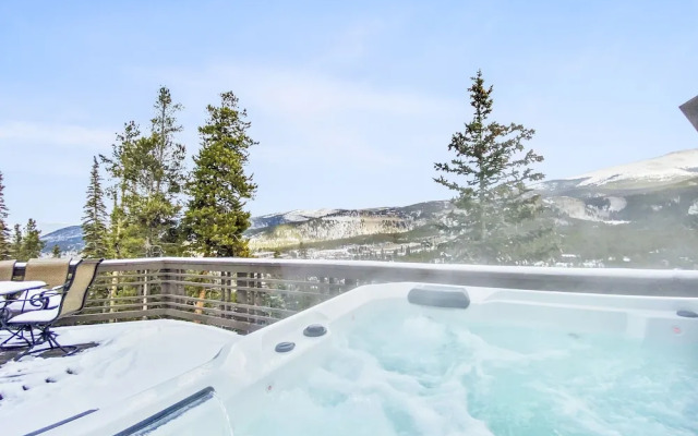 Mountain View Ski Lodge 5 Bedroom Townhouse