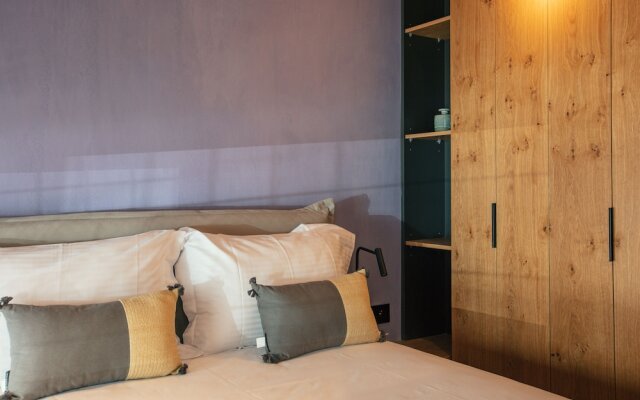 Souda Plaza Collection