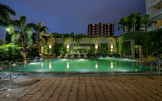 Hotel Express Inn