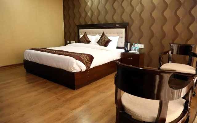 Treebo Elysee, Patel Nagar