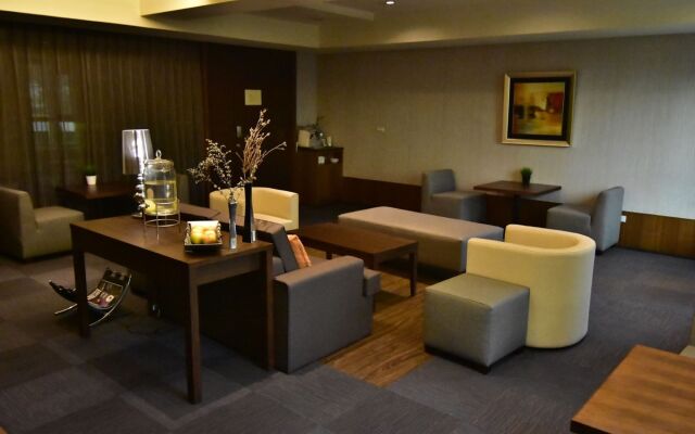 SLV Business Hotel