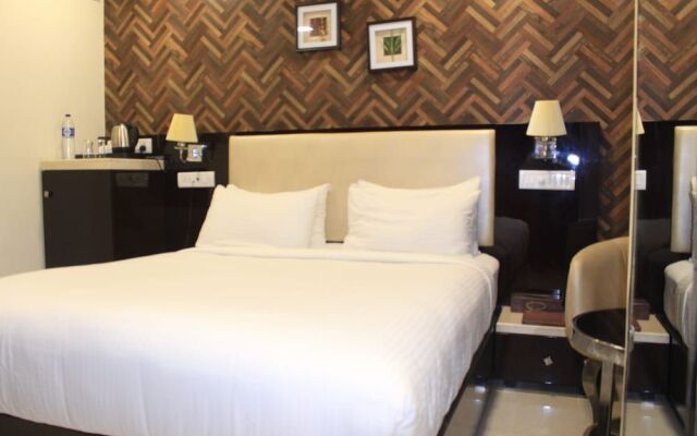 Hotel Laaiba Residency