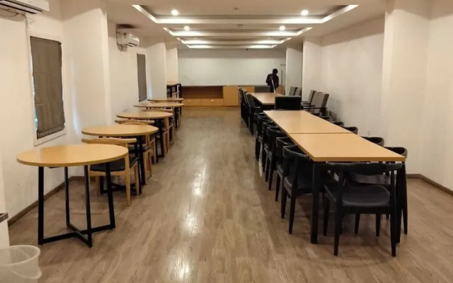Hotel Neelkanth Inn
