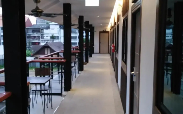 De Nara Hotel (SHA Extra Plus)