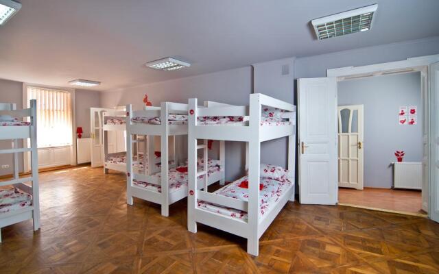 Hostel Just Lviv It!