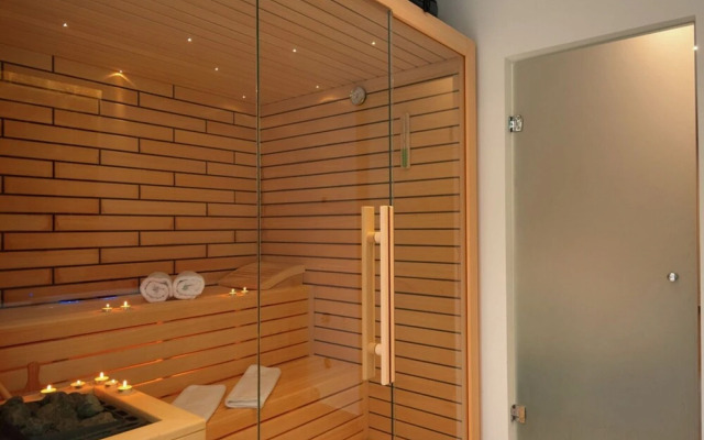 Sea-view Villa in Bol with Hot Tub, Sauna, Whirlpool