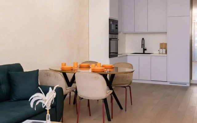 Royal Residence Apartment