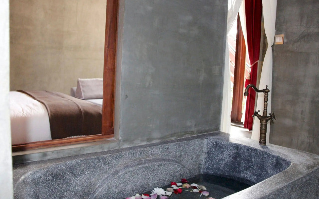 Cambana d'Angkor Suites