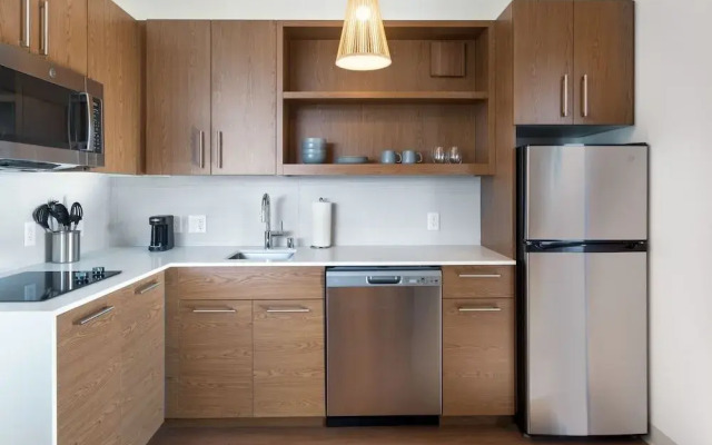 Element Reno Experience District