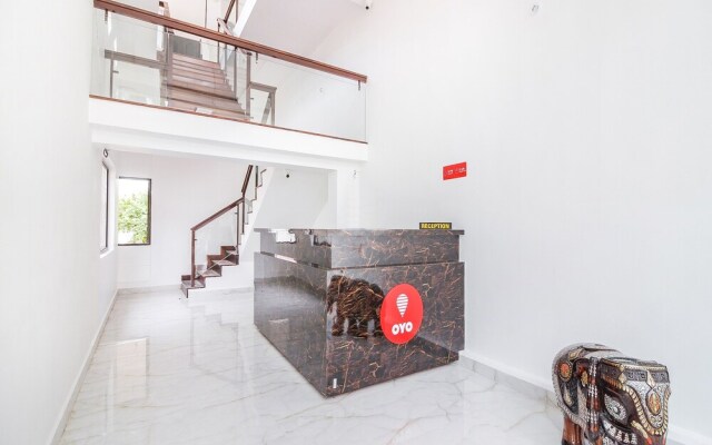 OYO 15840 Hotel Nandini