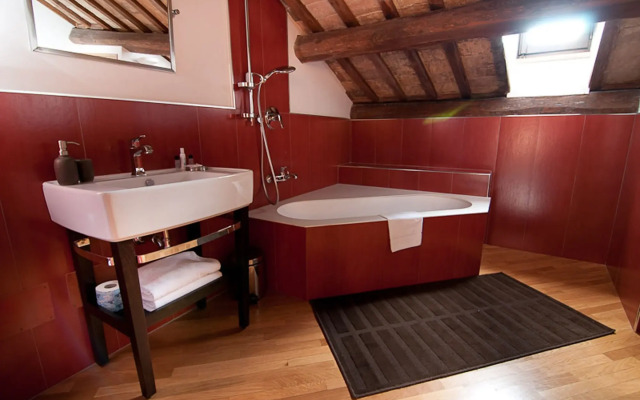 St. Peter' Six Rooms & Suites