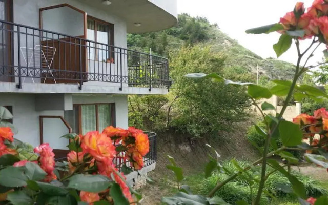 Sea View Family Hotel