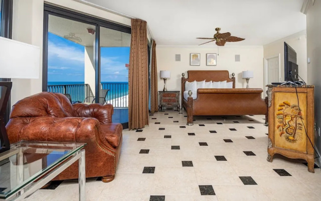 Phoenix X 1509 4 Bedroom Condo