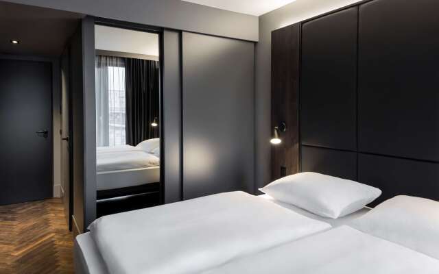 Hotel ROMY by AMANO