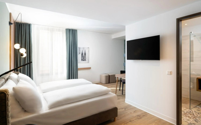 elaya hotel regensburg city center