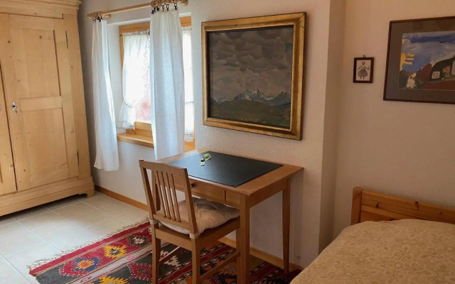 Stilvolle grosszügige 7.5 Zi Maisonette Wohnung 10 Pers