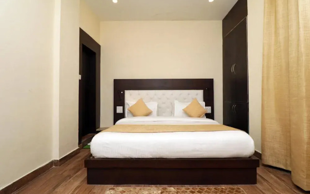 Hotel Mirage Residency