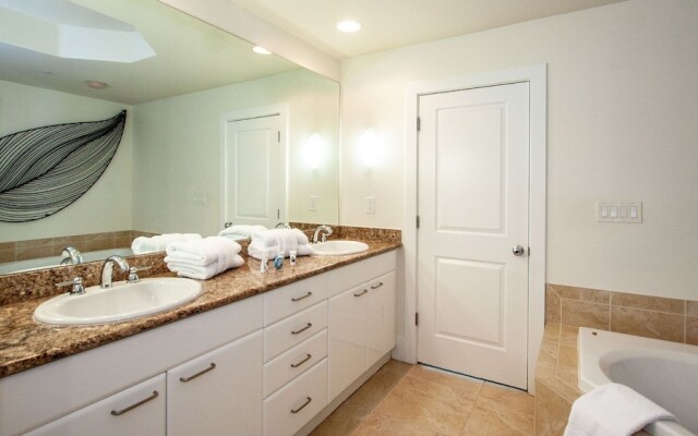 Crc0716 2 Bedroom Condo