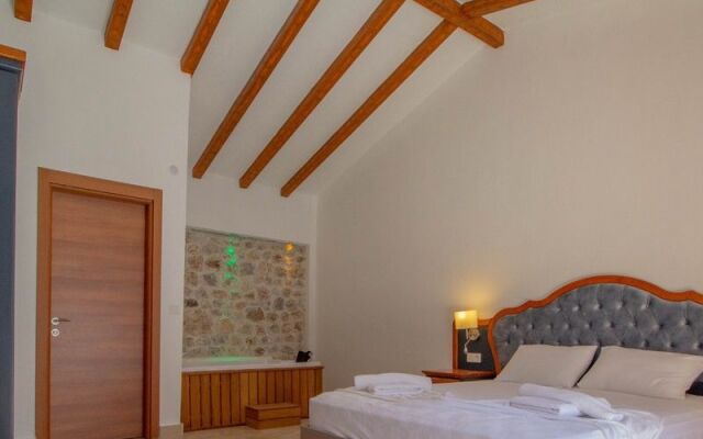 Villa Patara Titanik
