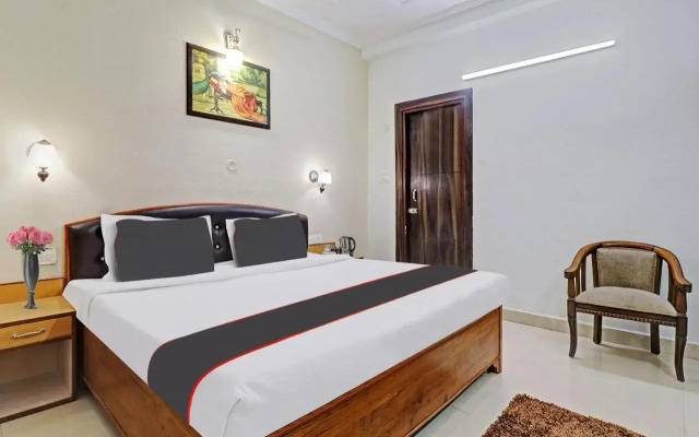 Collection O 808007 Hotel Tapovan Paradise