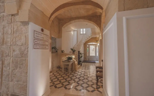 Maria Rosa Suites