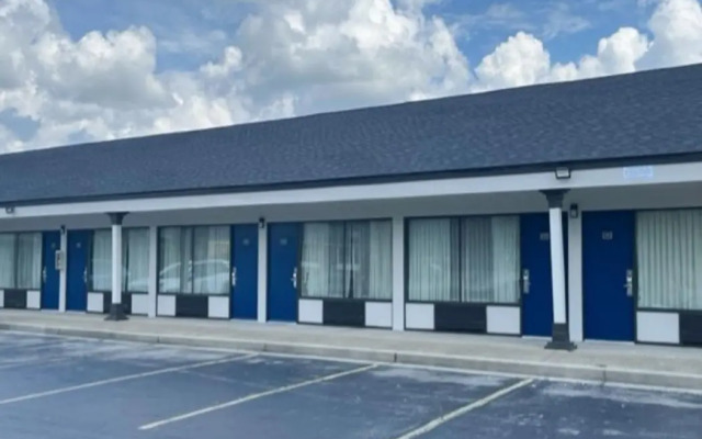 Studio 6 Suites Hinesville, GA