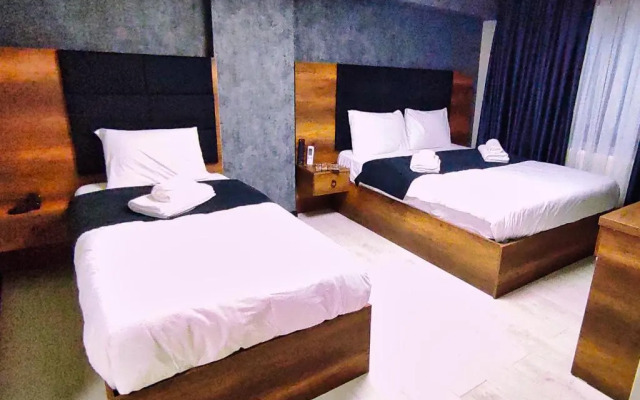 Acar Airport Hotel Plus