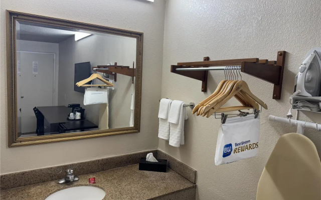 SureStay by Best Western Gonzales