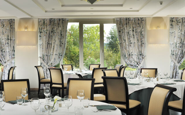 Demidoff Country Resort