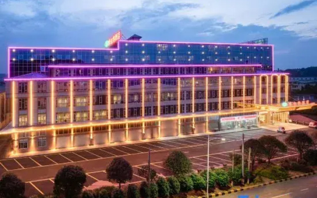 Vienna Hotel (Shaoguan Shiliting)