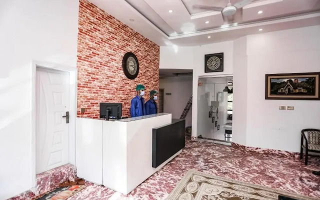 Thikana Hotel