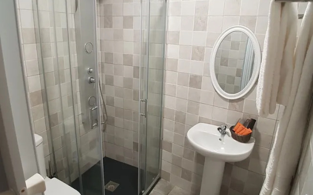 Hostal Puente de Hierro