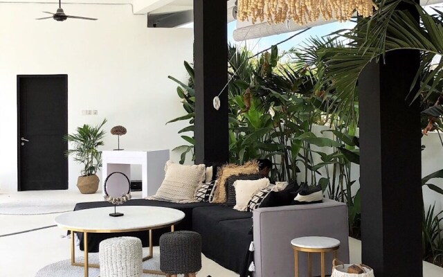 White Palm Hotel Bali