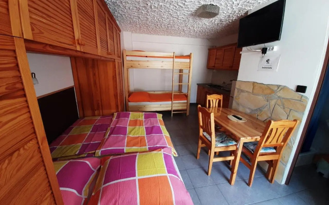 2 féröhelyes apartman