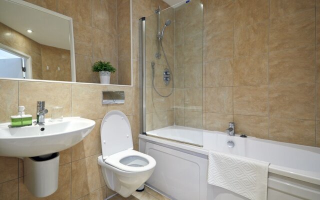 BlueOne Serviced Apartments- West Street