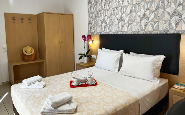 Caravel Apartment Hotel