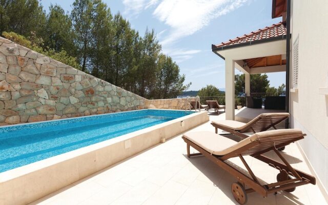 Nice Home in Prizba With Wifi and 4 Bedrooms
