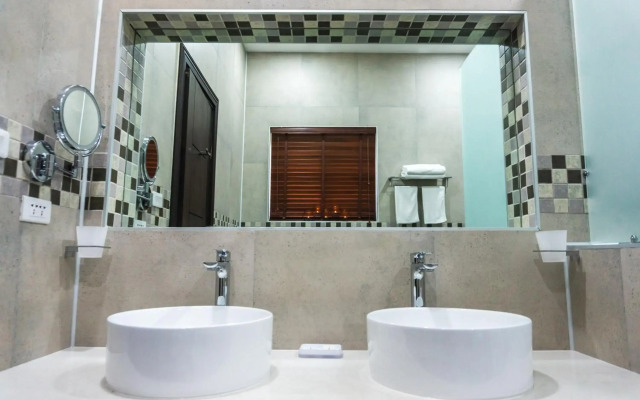 LUXURY PRIVATE VILLAS 400m2 WITH POOL NEAR LIO BEACH